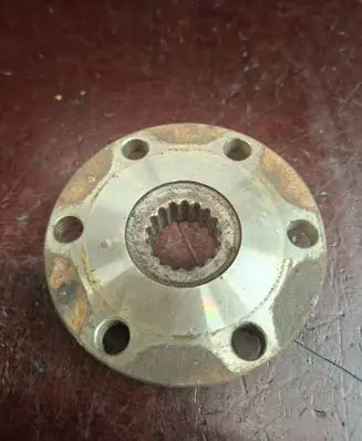 Opel Frontera B Front wheel hub