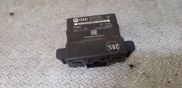 Volkswagen Golf Plus Gateway control module 1K0907530F 1K0907951