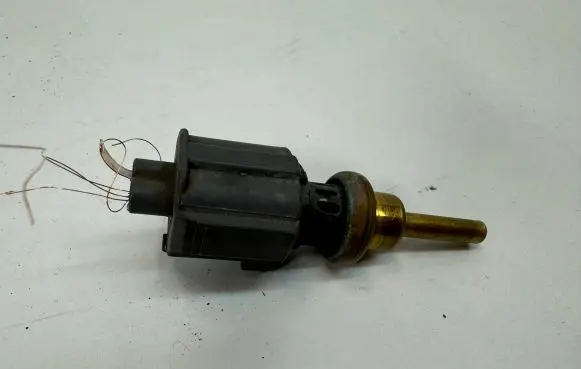 Volvo XC60 Coolant temperature sensor 8653172