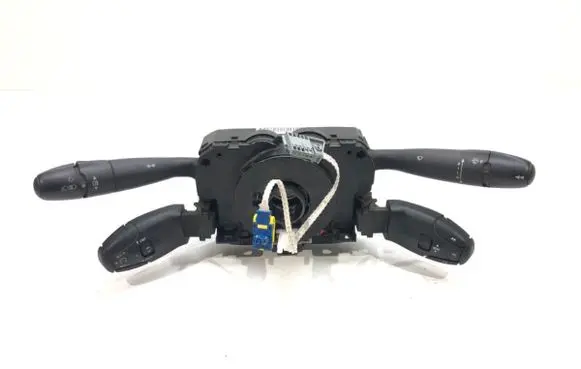 Wiper turn signal indicator stalk/switch