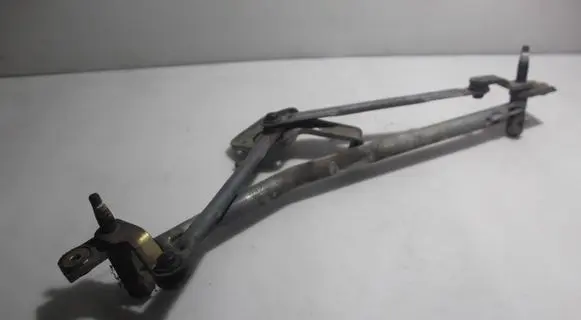 Skoda Fabia Mk1 (6Y) Front wiper linkage 