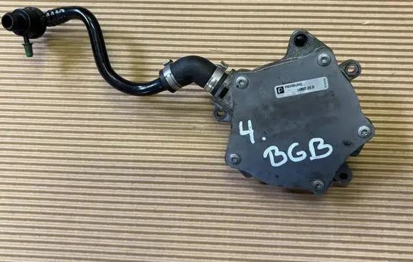 Skoda Octavia Mk2 (1Z) Vacuum pump 06D145100H
