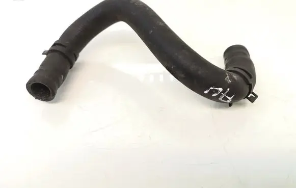 Lexus IS 220D-250-350 Engine coolant pipe/hose