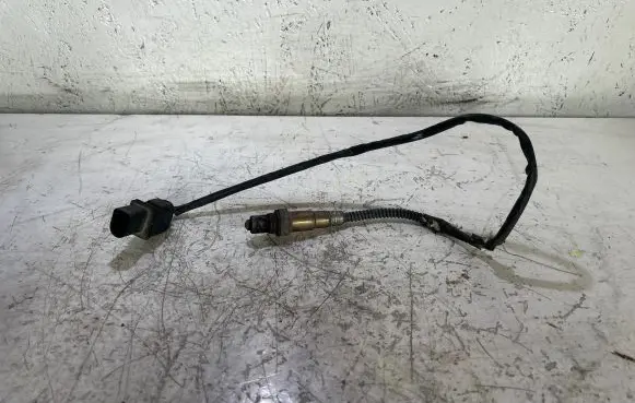 Audi A4 S4 B7 8E 8H Lambda probe sensor 03G906262 0281004042 889122