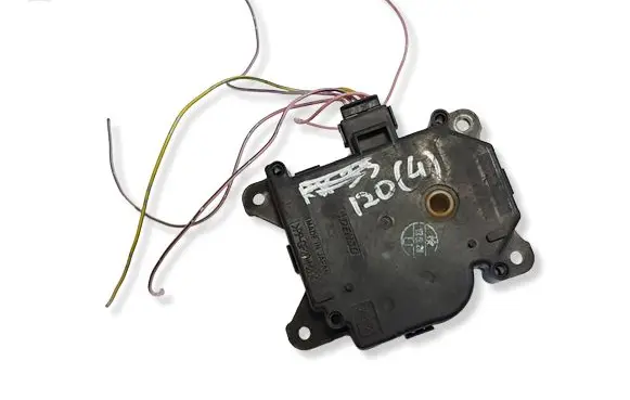 Toyota Land Cruiser (J120) Air flap motor/actuator 0637008860