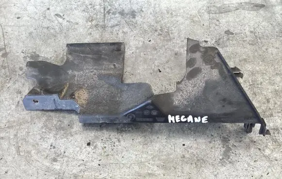 Renault Megane III Intercooler air guide/duct channel 214943005R