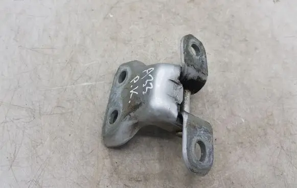 Lexus IS 220D-250-350 Rear door upper hinge NOCODE