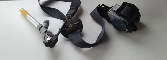 Mitsubishi Outlander Front seatbelt