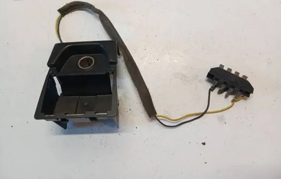Volvo V70 Cigarette lighter 30643929