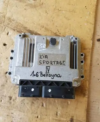 KIA Sportage Engine control unit/module ECU 39110-2BQB8