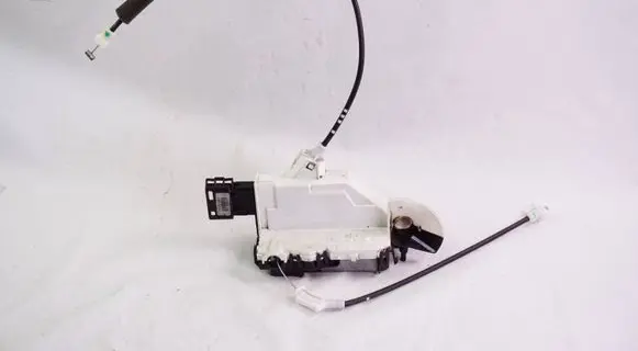 Citroen C3 Front door lock PSA836153