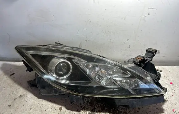 Mazda 6 Headlight/headlamp