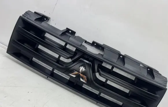 Mitsubishi Pajero Front grill 7450A150