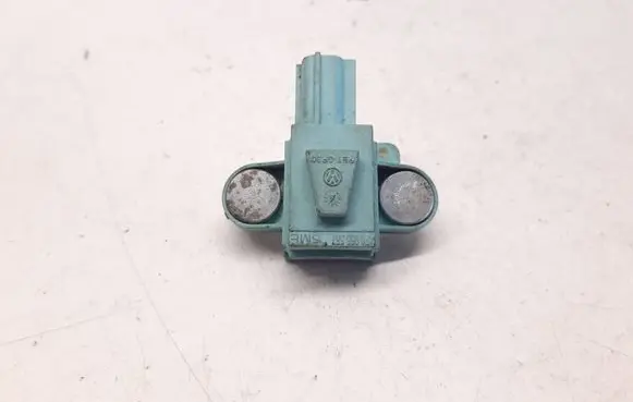 Audi A6 S6 C6 4F Airbag deployment crash/impact sensor 4F0955557