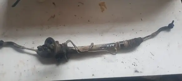 Toyota Yaris Steering rack 23276019