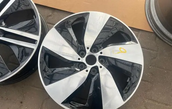 BMW i3 R19 alloy rim 