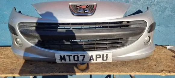 Peugeot 207 Front bumper 96495813 003679
