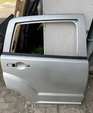 Rear door