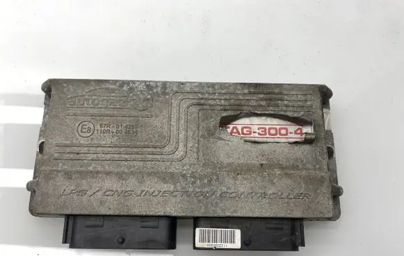 Subaru Legacy LP gas control unit module 67R014289
