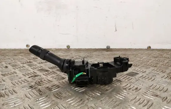 Subaru Outback (BS) Indicator stalk 17F483 173832