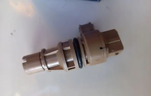 Hyundai Santa Fe ABS wheel speed sensor 4651739500