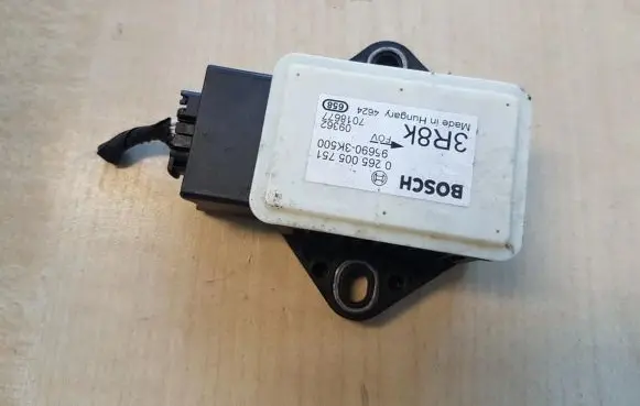 KIA Ceed ESP acceleration yaw rate sensor 0265005751 95690-3K500