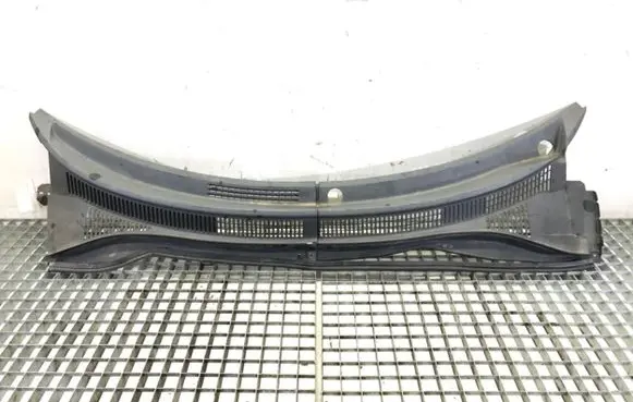 Suzuki Swift I Wiper trim