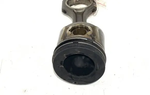 Hyundai ix35 Piston with connecting rod D4FD