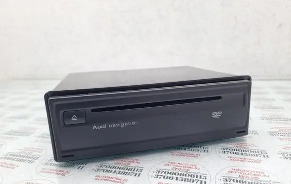 Radio/CD/DVD/GPS head unit