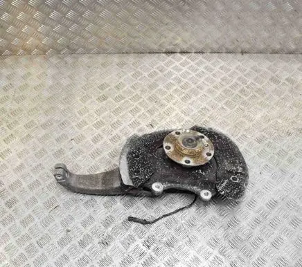 BMW 5 F10 F11 Front wheel hub 6853859