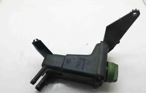 Power steering fluid tank/reservoir