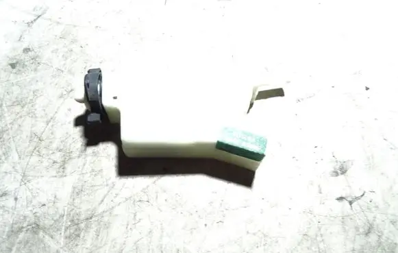 Fuel tank cap lock