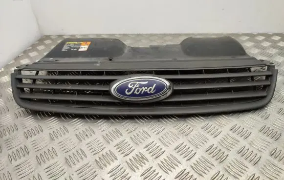 Ford Focus C-MAX Front bumper upper radiator grill 7M51R8138A