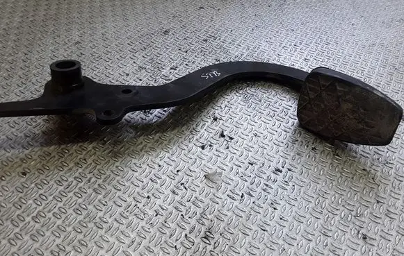 Mercedes-Benz Sprinter W901 W902 W903 W904 Brake pedal
