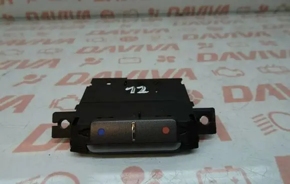 Volkswagen Phaeton Air conditioning (A/C) switch 3D0919815M