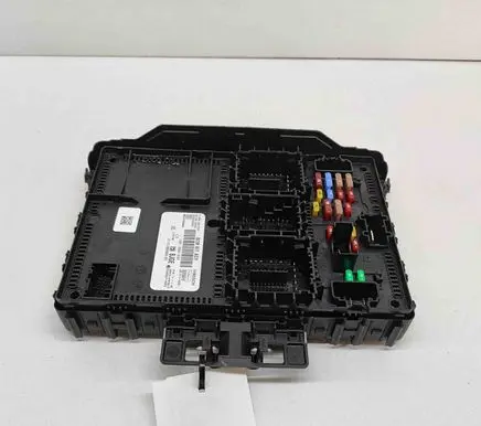 Ford Kuga III Central body control module F005V03570 LU5T15604BJGE