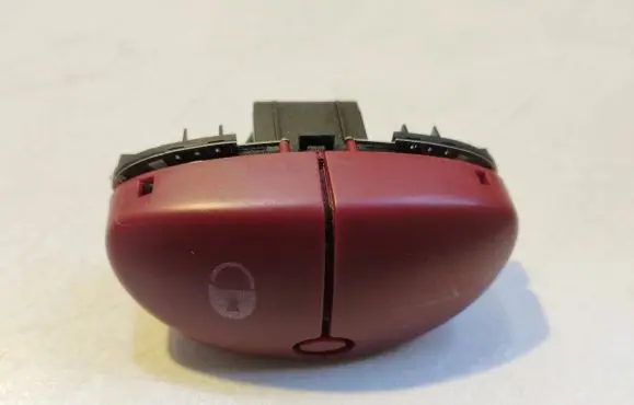 Citroen Xsara Picasso Hazard light switch 43913677 095341