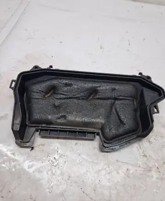 Nissan Navara D40 Rocker cam cover 175755X20B