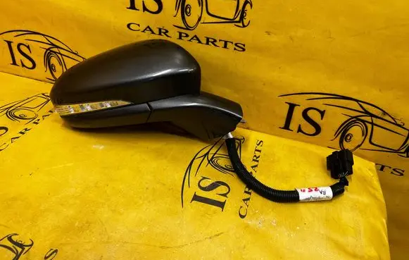 Ford Fusion II Front door electric wing mirror FS73-17682-DC5FM6 FS7317682DC5FM6