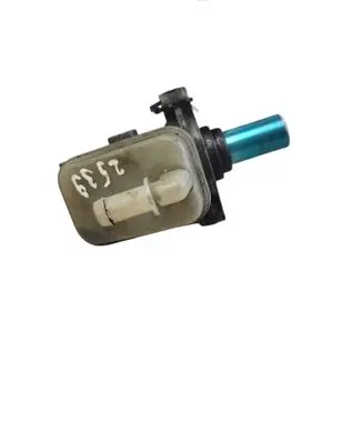Opel Astra J Master brake cylinder 9884021C
