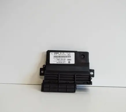 Audi A6 S6 C6 4F Central body control module 4F0907280C