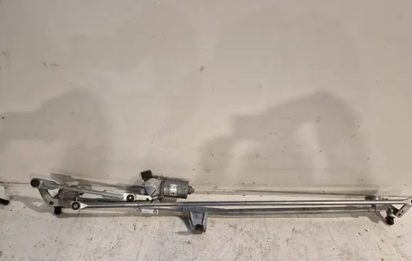 Opel Zafira B Front wiper linkage and motor 404977