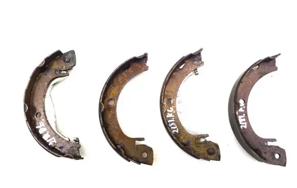 Toyota Verso Handbrake/parking brake pads 044950F020