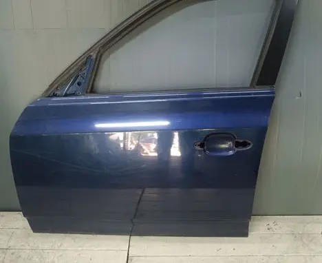 BMW X3 E83 Front door