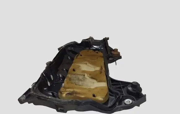 Nissan X-Trail T31 Engine cover (trim) 8200638033 8200672464