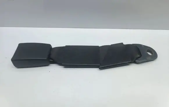 Citroen C3 Rear seatbelt buckle 33015511 010803
