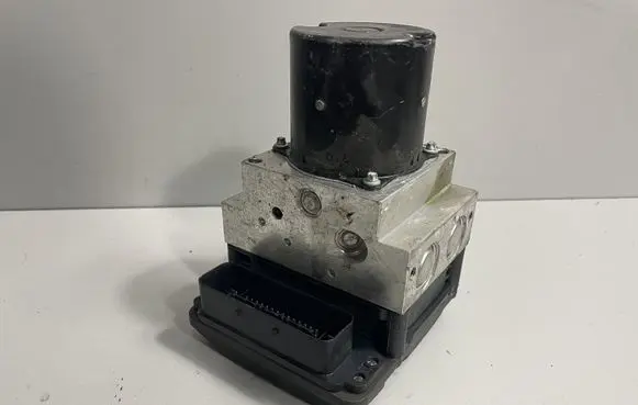BMW 5 E60 E61 ABS Pump 6783362 6783360