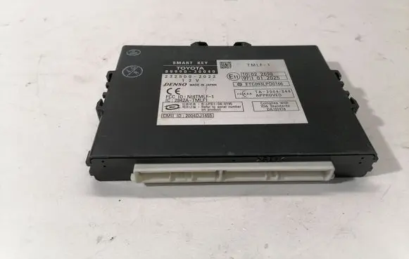 Lexus GS 300 350 430 450H Keyless (KESSY) go control unit/module 8999030040