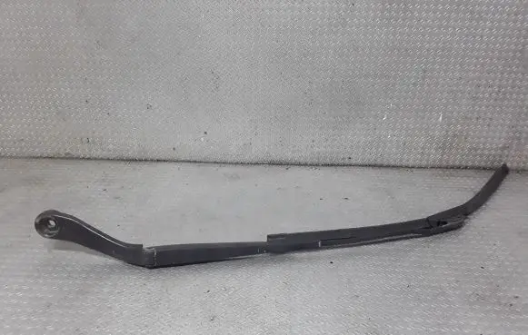 Windshield/front glass wiper blade