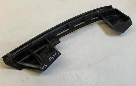Volkswagen Touran I Front bumper mounting bracket 1T0807889B
